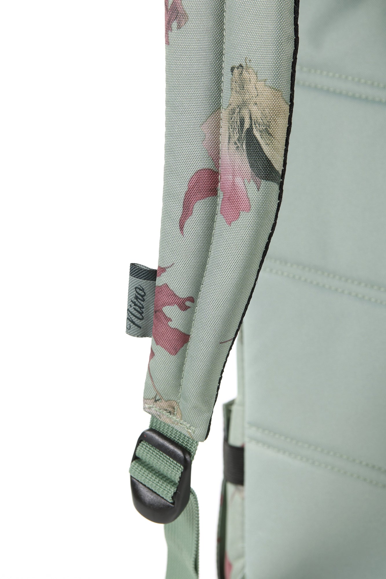 Nitro Urban Plus 28L Rucksack mit 15 Zoll Laptopfach Dead Flower