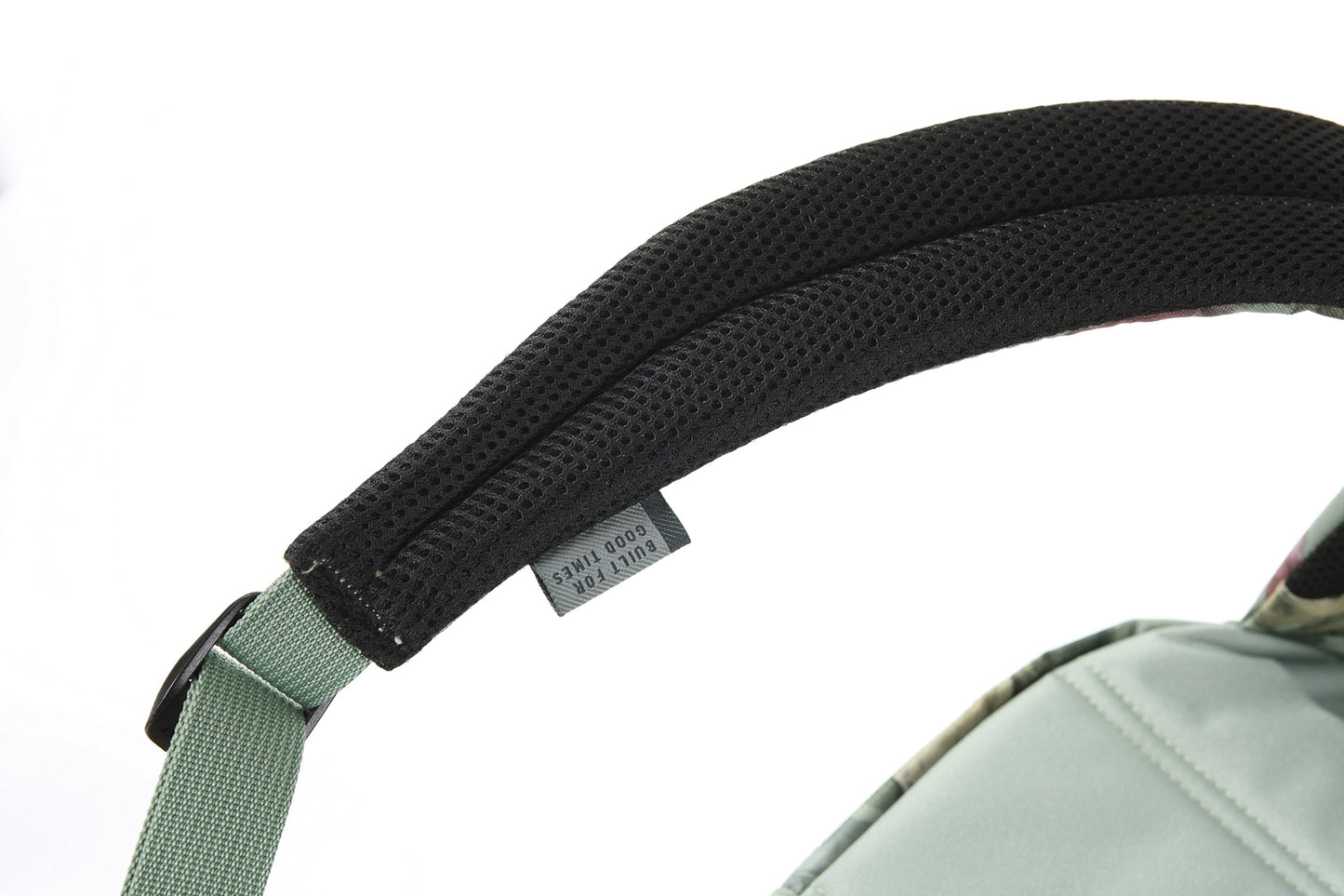 Nitro Urban Plus 28L Rucksack mit 15 Zoll Laptopfach Dead Flower