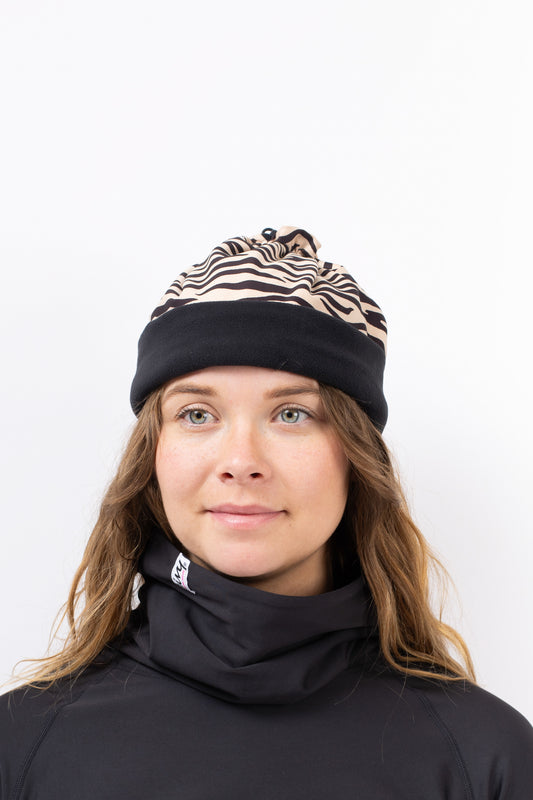 EIVY Colder Beanie Neckwarm Zebra – Multifunktionale Frauen Mütze & Nackenwärmer