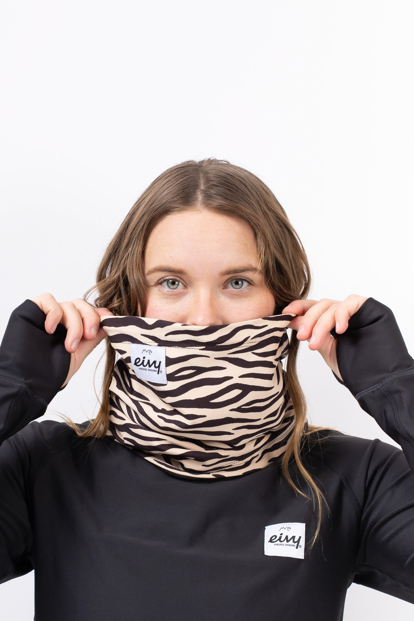 EIVY Colder Beanie Neckwarm Zebra – Multifunktionale Frauen Mütze & Nackenwärmer