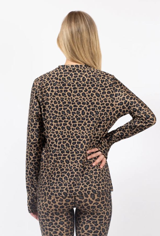 Eivy VERSA LOOSE FIT TOP Leopard hochwertigen Damen-Baselayer
