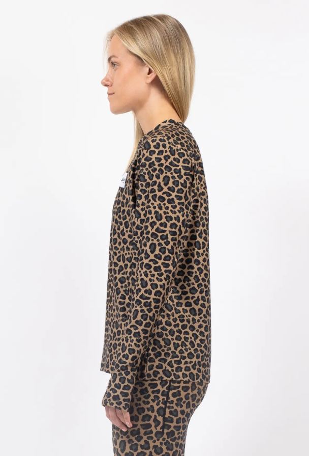 Eivy VERSA LOOSE FIT TOP Leopard hochwertigen Damen-Baselayer