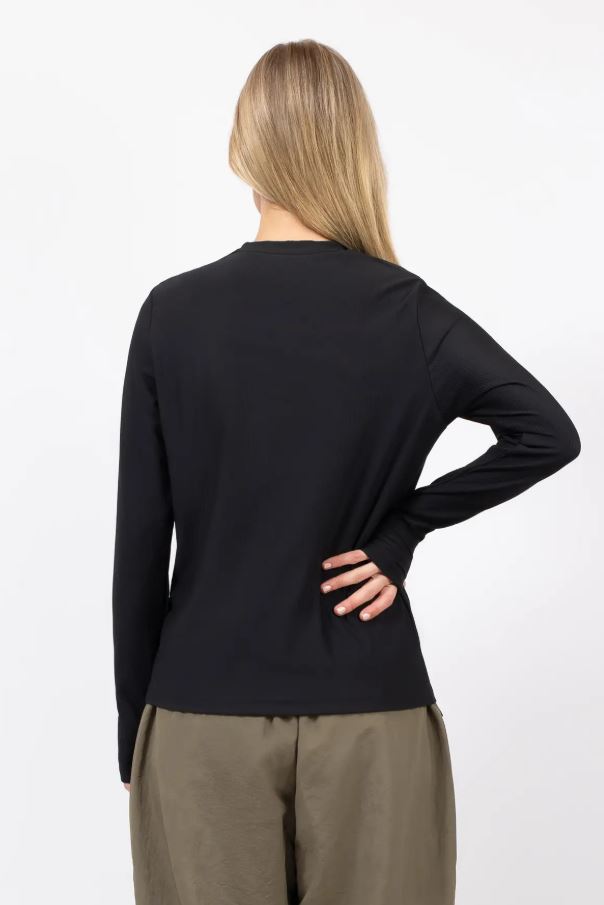 Eivy VERSA LOOSE FIT RIB TO Black hochwertigen Damen-Baselayer