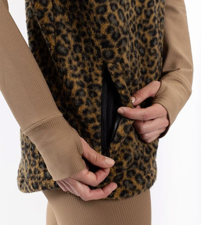 Eivy Lumberjackie Sherpa Vest Leopard leopardengemusterte Fleeceweste