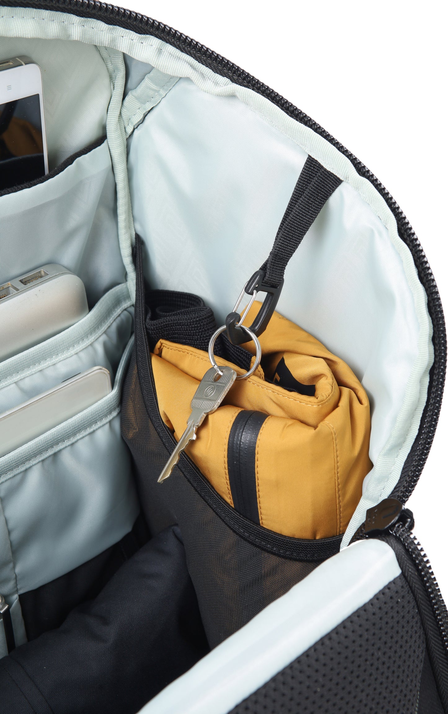 Nitro Nikuro Traveler 32L Rucksack mit 17 Zoll Laptopfach Reef Break