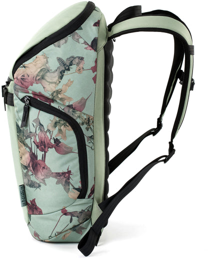 Nitro Nikuro 26L Rucksack mit 15 Zoll Laptopfach Dead Flower
