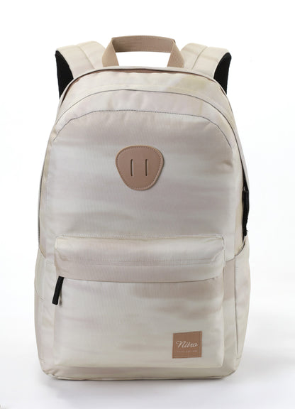 Nitro Urban Plus 28L Rucksack mit 15 Zoll Laptopfach Farbe Dune