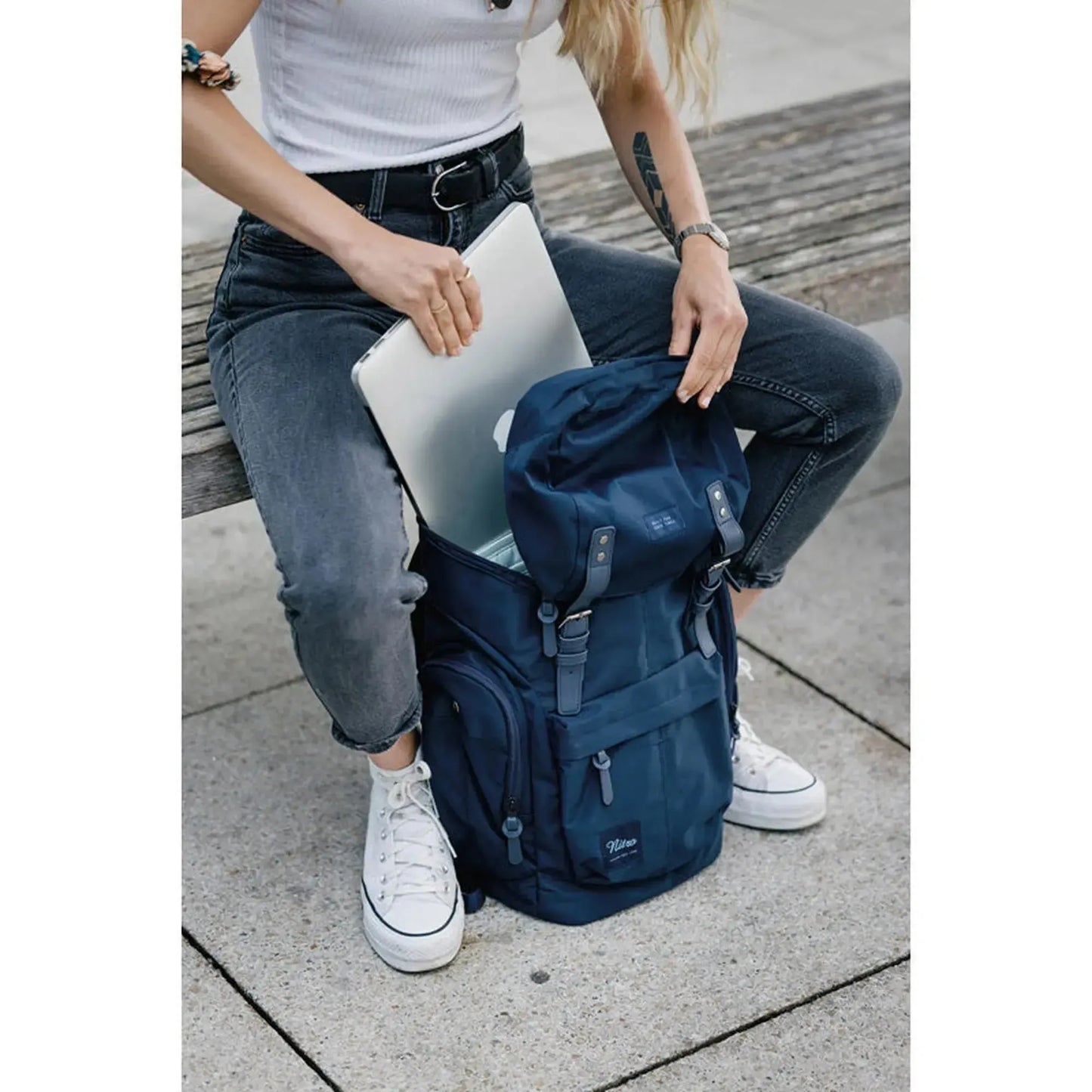 Nitro Daypacker 32L Rucksack mit 15 Zoll Laptopfach Nightsky