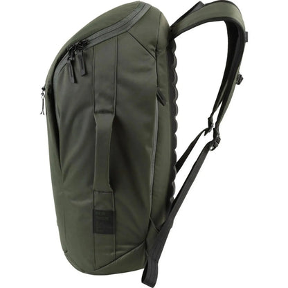 Nitro Nikuro Traveler 32L Rucksack mit 17 Zoll Laptopfach Farbe: Rosin