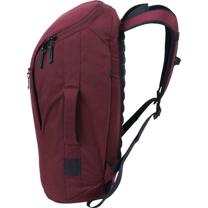 Nitro Nikuro Traveler 32L Rucksack mit 15 Zoll Laptopfach Wine (Rot)