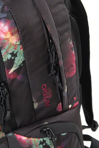 Nitro Future Hero 37 Liter Rucksack BLACK ROSE (Blumen) Daypack mit 17 Zoll Laptopfach