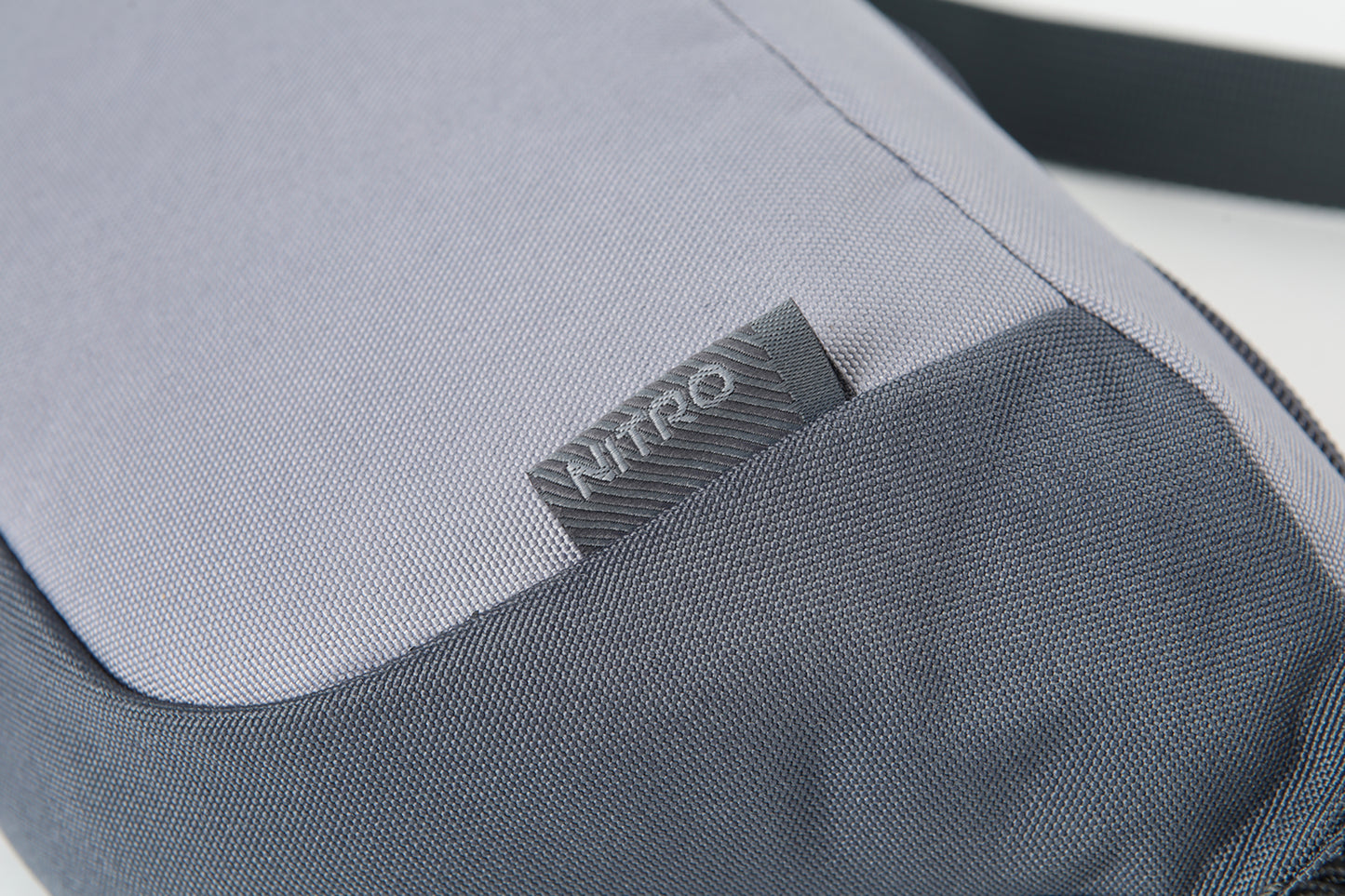 Nitro Hip Bag 2L Hüfttasche / Bauchtasche GRAPHITE / Grau