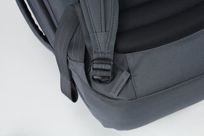Nitro  Nikuro Traveler 32 L  Rucksack mit 17 Zoll Laptopfach GRAPHITE (Grau)