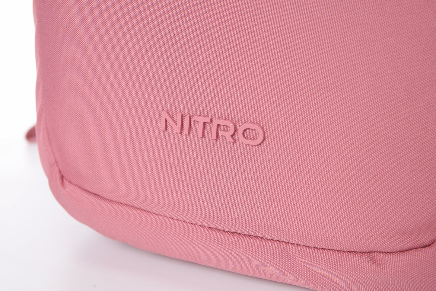 Nitro Nikuro Traveler 32 L Rucksack mit 17 Zoll Laptopfach WOODROSE