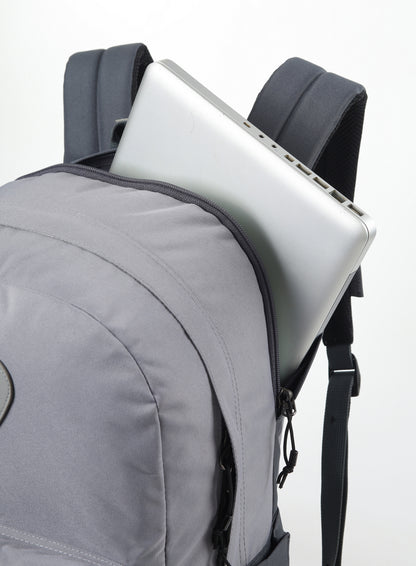 Nitro Urban Plus 28L Rucksack mit 15 Zoll Laptopfach GRAPHITE