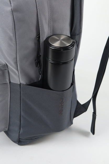 Nitro Urban Plus 28L Rucksack mit 15 Zoll Laptopfach GRAPHITE