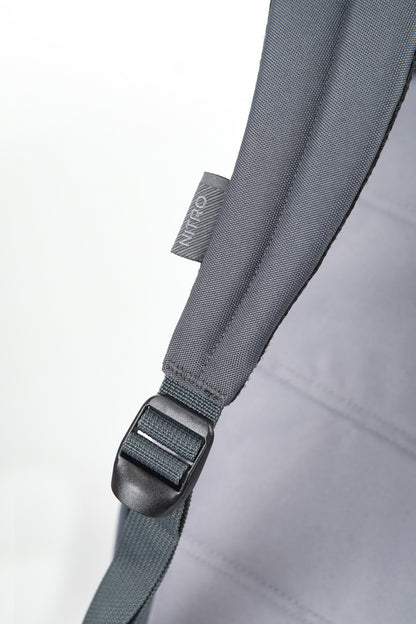 Nitro Urban Plus 28L Rucksack mit 15 Zoll Laptopfach GRAPHITE