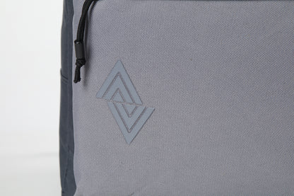 Nitro Urban Plus 28L Rucksack mit 15 Zoll Laptopfach GRAPHITE