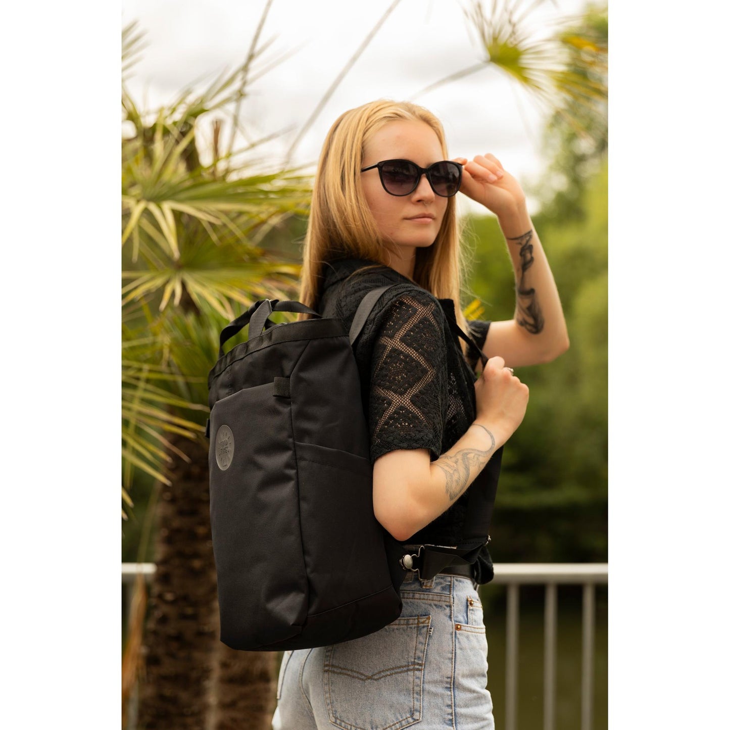Nitro Mojo 16L Rucksack Tasche Black Rose