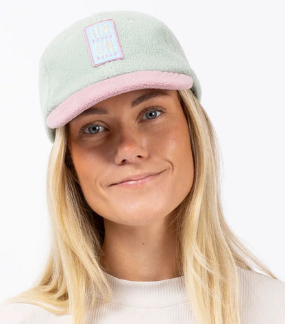 Eivy Shorty Fleece Cap Miami