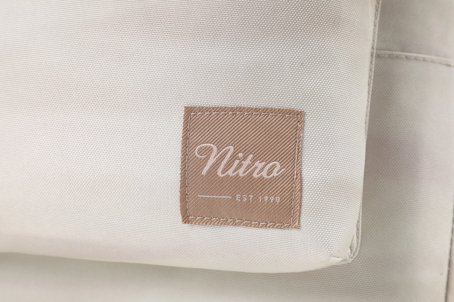 Nitro Urban Classic 20L Rucksack mit Laptopfach Dune