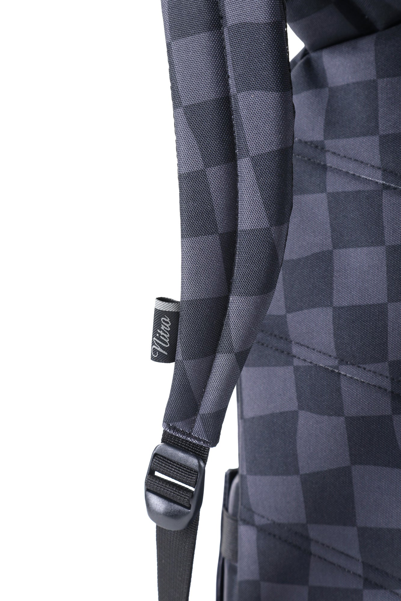 Nitro Urban Plus 28L Rucksack mit 15 Zoll Laptopfach Checker