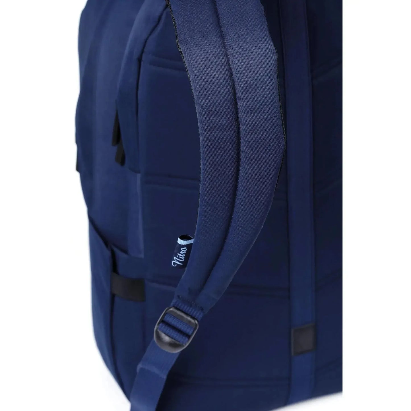 Nitro Urban Plus 28L Rucksack mit 15 Zoll Laptopfach Nightsky