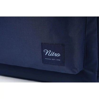 Nitro Urban Plus 28L Rucksack mit 15 Zoll Laptopfach Nightsky