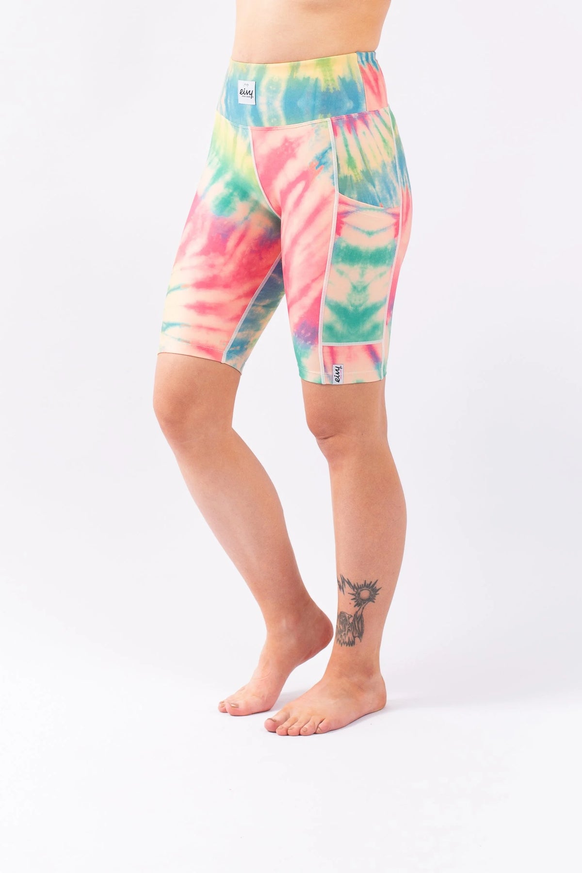 Eivy Damen Venture Biker Shorts in Tie-dye – mehrfarbige Radlershorts mit Seitentasche