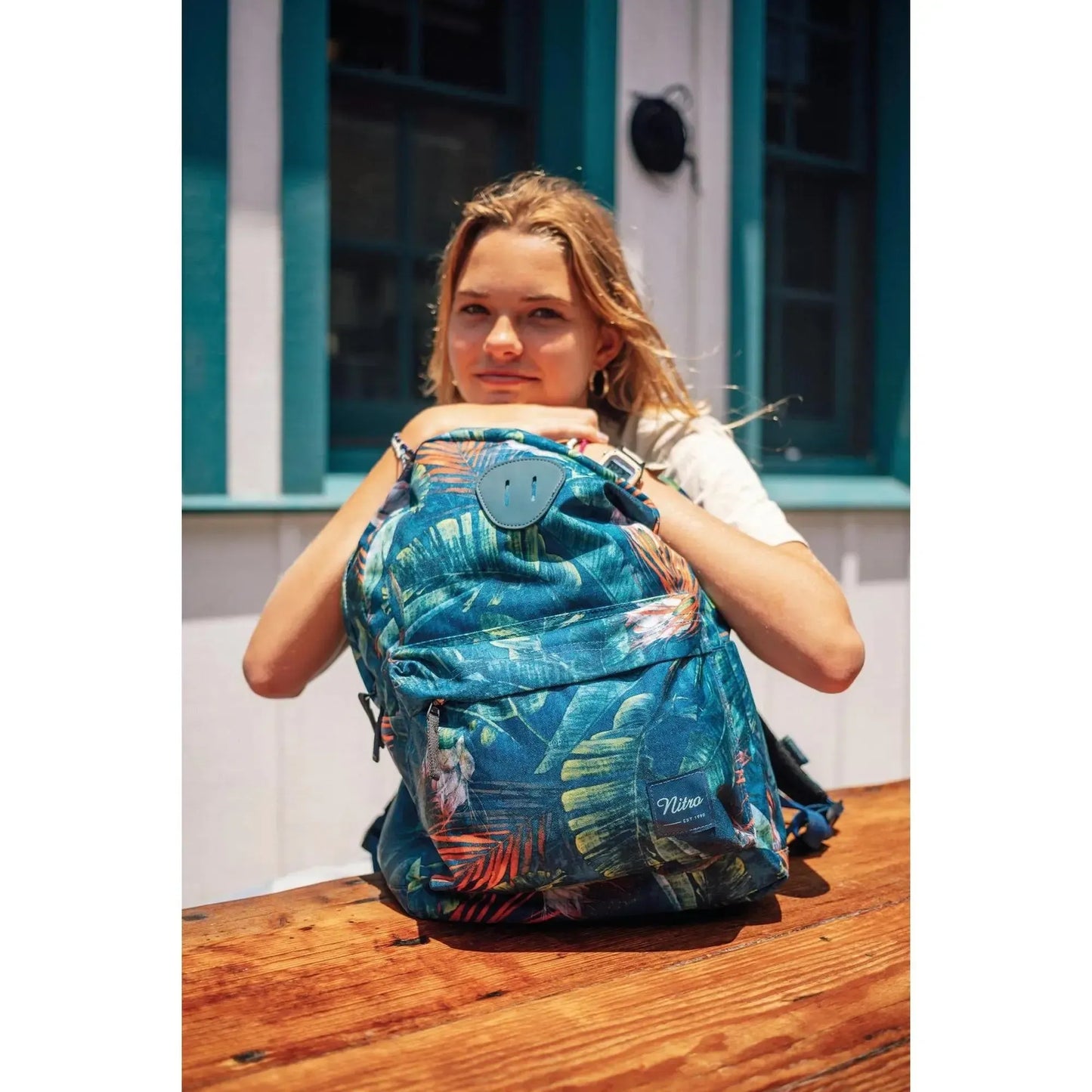 Nitro Urban Plus 28L Rucksack mit 15 Zoll Laptopfach Tropical