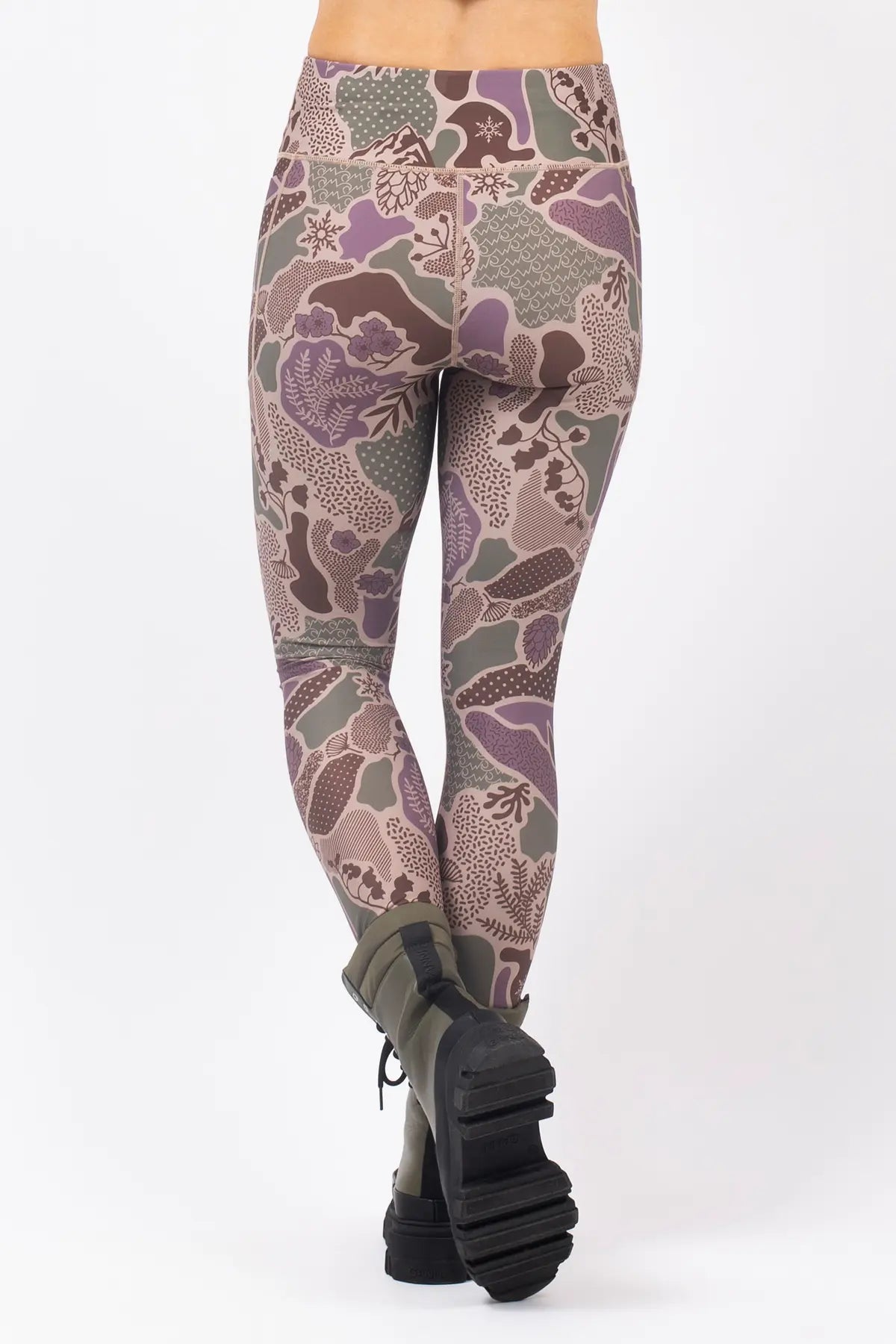 Eivy Pocket Tights - Forest Landscape – Rückansicht